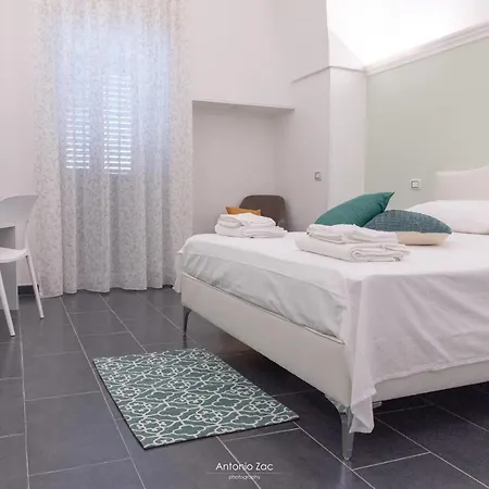 Il Vecchio Arco * Novoli